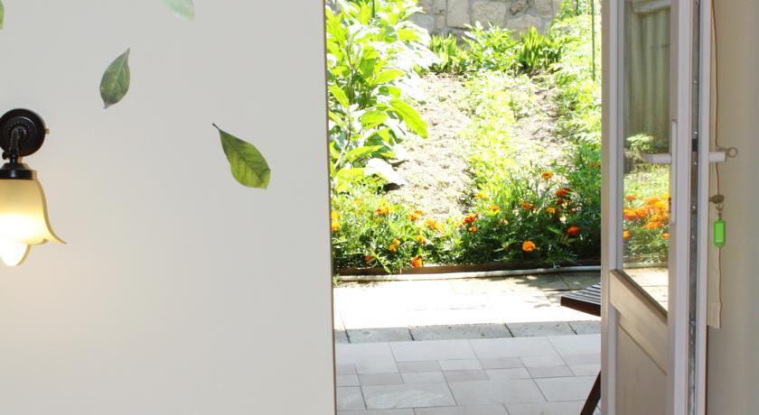 Chez Chantal Bed & Breakfast เมตา ห้อง รูปภาพ