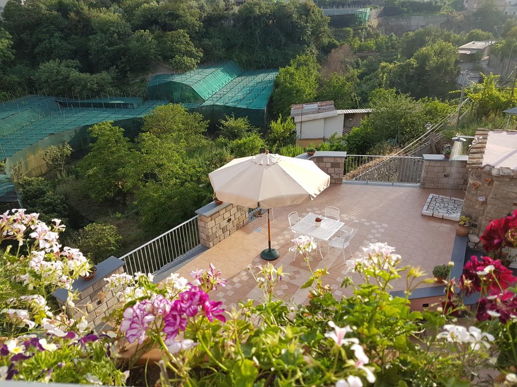 Chez Chantal Bed & Breakfast เมตา ภายนอก รูปภาพ